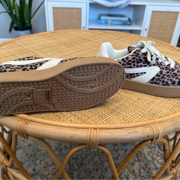 DV by Dolce Vita Leopard Print Platform Sneakers with White Accents - Picture 3 of 3